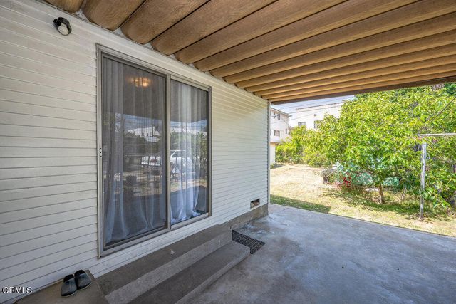 1139 N Heliotrope Drive, Los Angeles, CA 90029