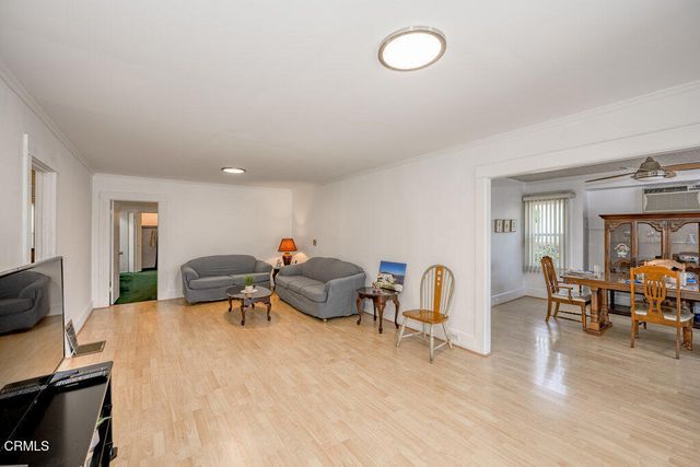 1139 N Heliotrope Drive, Los Angeles, CA 90029