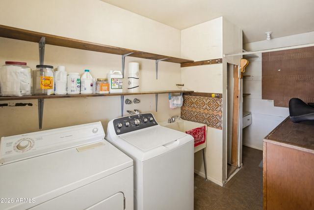 13618 N 21ST Drive, Phoenix, AZ 85029