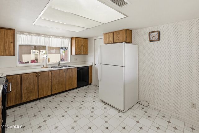 13618 N 21ST Drive, Phoenix, AZ 85029