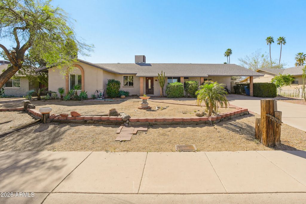 13618 N 21ST Drive, Phoenix, AZ 85029