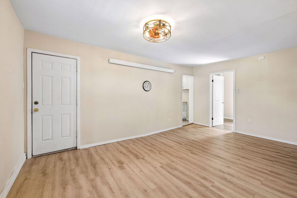 825 18th Avenue NE, Minneapolis, MN 55418 — photo 2