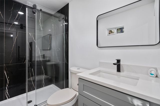 313 Charles ST, Rockdale, TX 76567