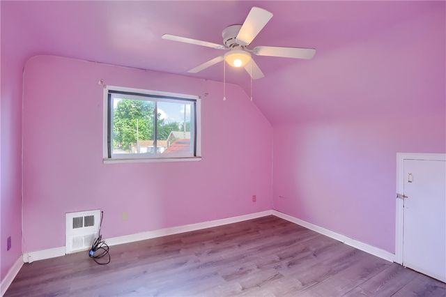 673 Miller, Clairton, PA 15025