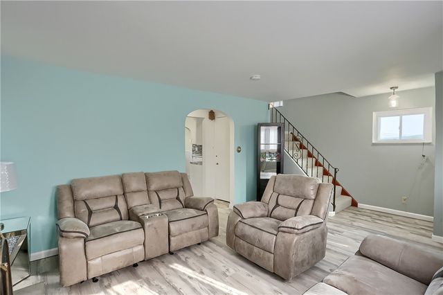 673 Miller, Clairton, PA 15025