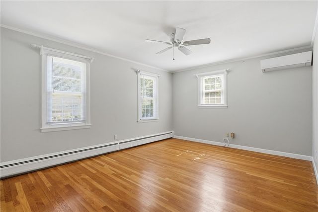 22 Carriage Drive, Lincoln, RI 02865