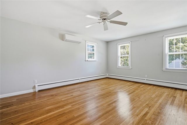 22 Carriage Drive, Lincoln, RI 02865