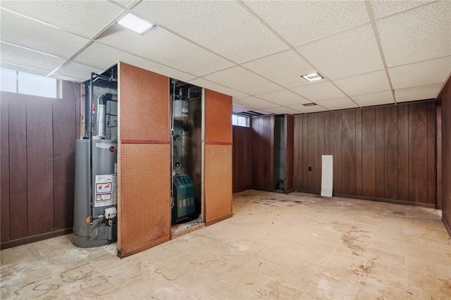 22 Carriage Drive, Lincoln, RI 02865