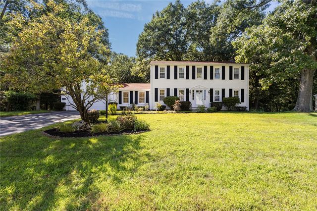 22 Carriage Drive, Lincoln, RI 02865