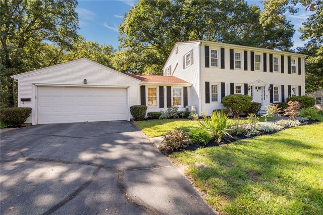22 Carriage Drive, Lincoln, RI 02865