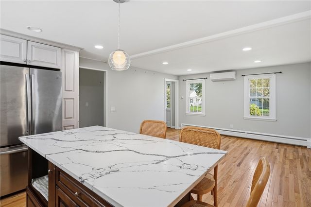 22 Carriage Drive, Lincoln, RI 02865