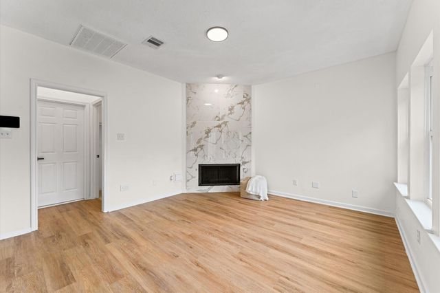 2859 Crest Park Drive, Houston, TX 77082