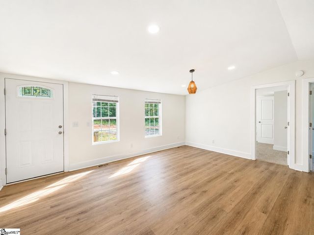 181 Woodland Road, Marietta, SC 29661