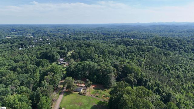 181 Woodland Road, Marietta, SC 29661