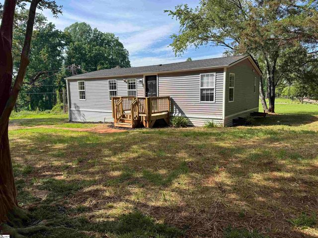 181 Woodland Road, Marietta, SC 29661