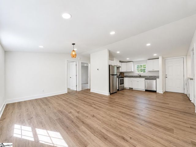 181 Woodland Road, Marietta, SC 29661