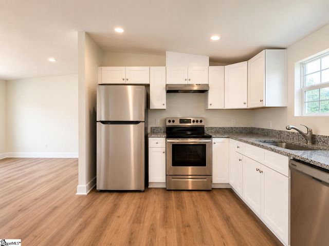 181 Woodland Road, Marietta, SC 29661