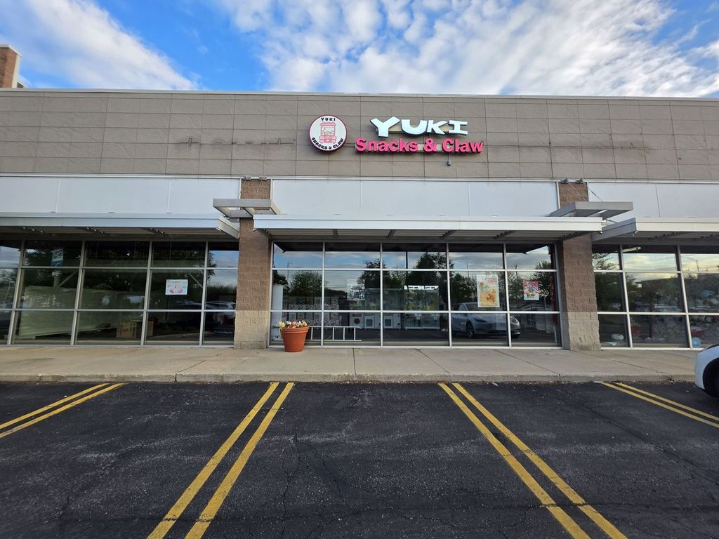 608 E North Avenue, Carol Stream, IL 60188