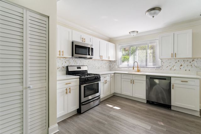 11655 S Sangamon Street, Chicago, IL 60643