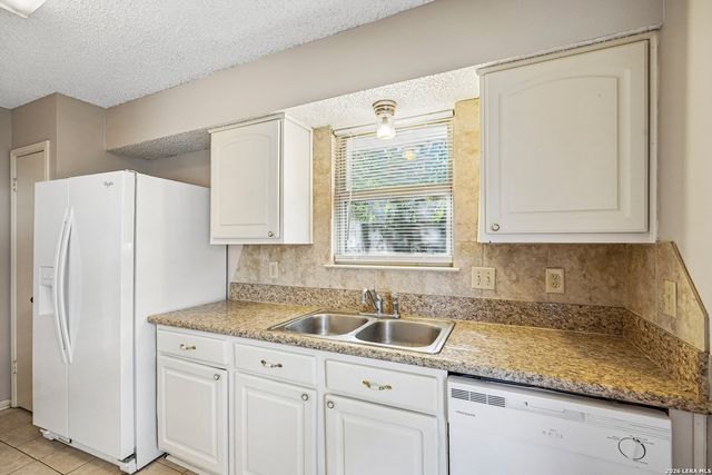 3806 Candlecrown Ct, San Antonio, TX 78244