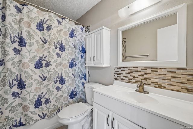 3806 Candlecrown Ct, San Antonio, TX 78244