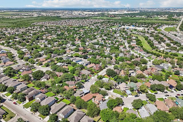 3806 Candlecrown Ct, San Antonio, TX 78244
