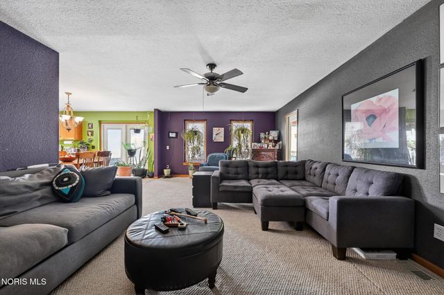 1369 Austin Court, Perrysburg, OH 43551