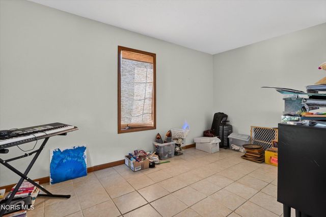 1369 Austin Court, Perrysburg, OH 43551