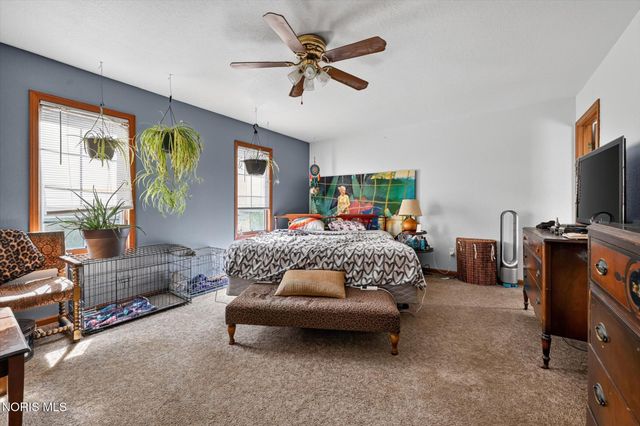 1369 Austin Court, Perrysburg, OH 43551