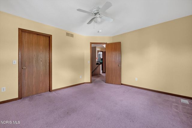 1369 Austin Court, Perrysburg, OH 43551