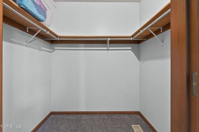 1369 Austin Court, Perrysburg, OH 43551