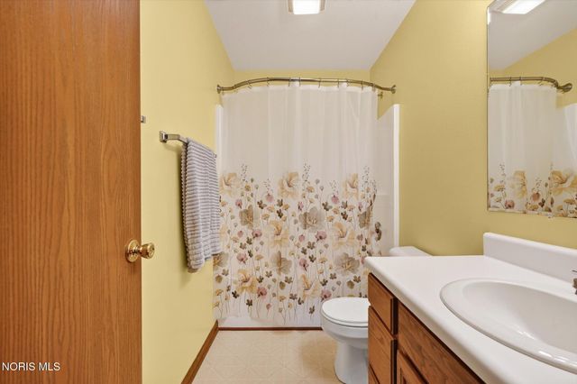 1369 Austin Court, Perrysburg, OH 43551