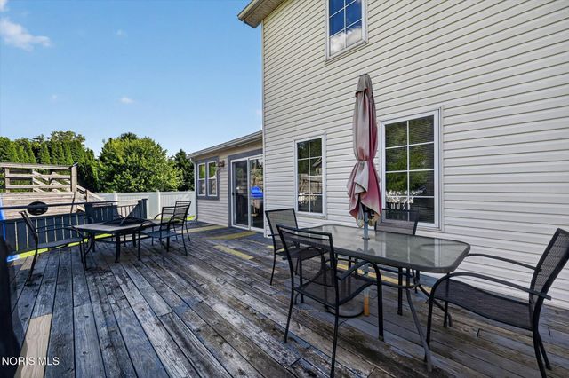 1369 Austin Court, Perrysburg, OH 43551
