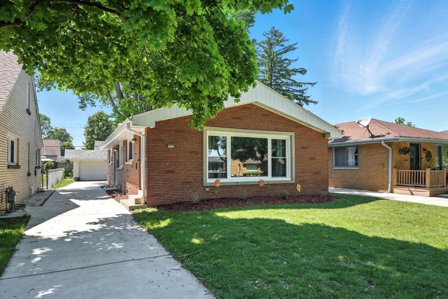 3929 N 82nd STREET, Milwaukee, WI 53222