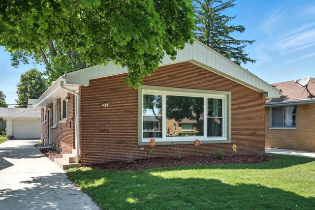 3929 N 82nd STREET, Milwaukee, WI 53222