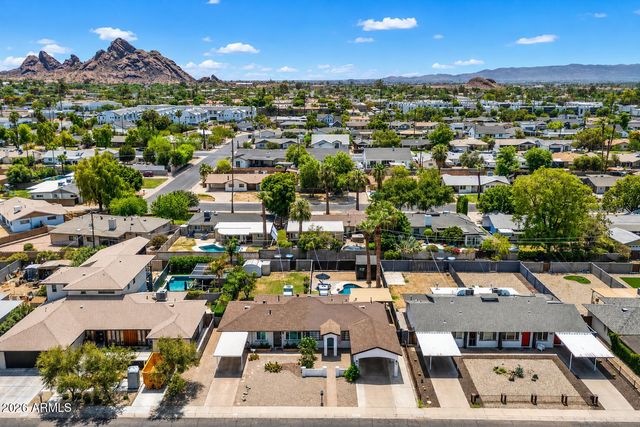 5513 E EARLL Drive, Phoenix, AZ 85018