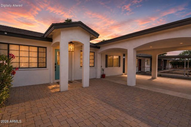 5513 E EARLL Drive, Phoenix, AZ 85018