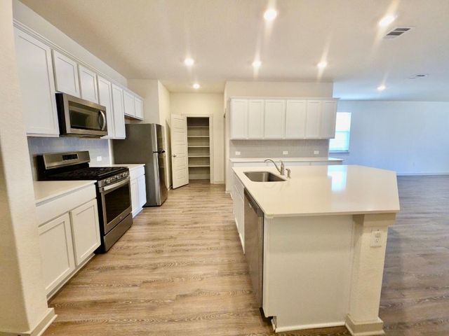 14301 McArthur DR, Manor, TX 78653