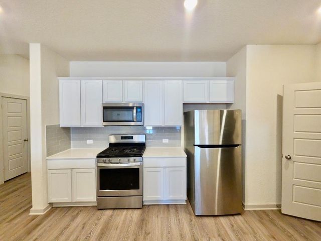 14301 McArthur DR, Manor, TX 78653