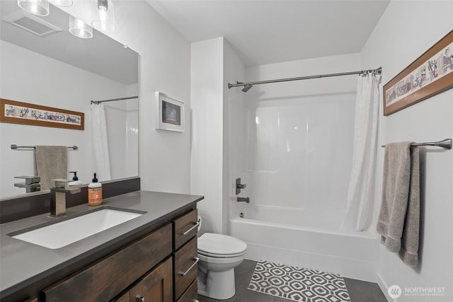 17507 NW 7th Avenue, Ridgefield, WA 98642