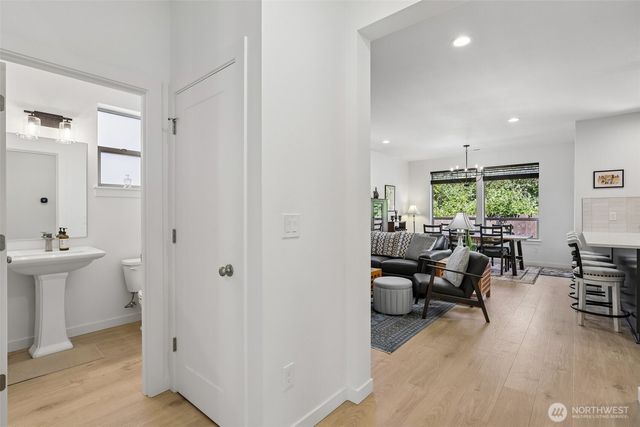 17507 NW 7th Avenue, Ridgefield, WA 98642