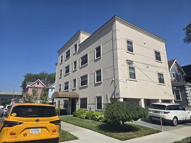 135-04 102nd Avenue, Richmond Hill S., NY 11419