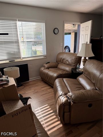 3044 Broadway, Fort Myers, FL 33901