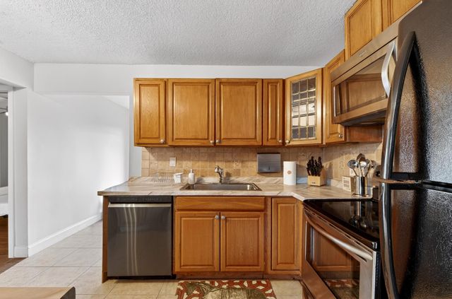 584 SE Greenway Terrace, Port St Lucie, FL 34983