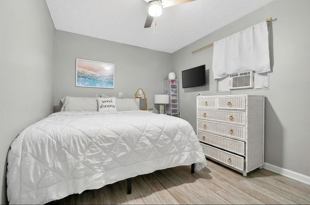 584 SE Greenway Terrace, Port St Lucie, FL 34983