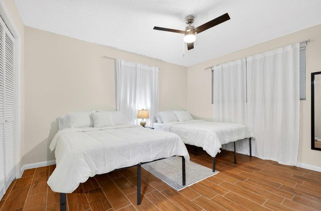 584 SE Greenway Terrace, Port St Lucie, FL 34983