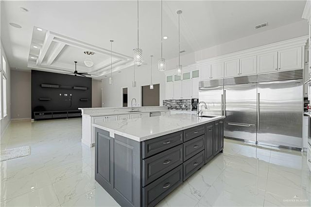 1208 Travis Street, Mission, TX 78572