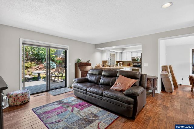 1626 Cinnamon Hill Dr SE, Salem, OR 97306