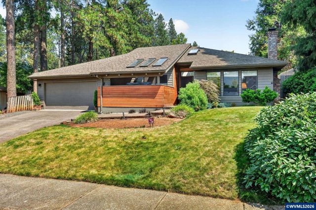 1626 Cinnamon Hill Dr SE, Salem, OR 97306