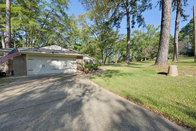 1208 Lake Cross Road, Hideaway, TX 75771